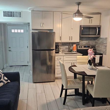 Beach Front Condo Paradise. Ground Floor.Studio. 롱보트키 외부 사진